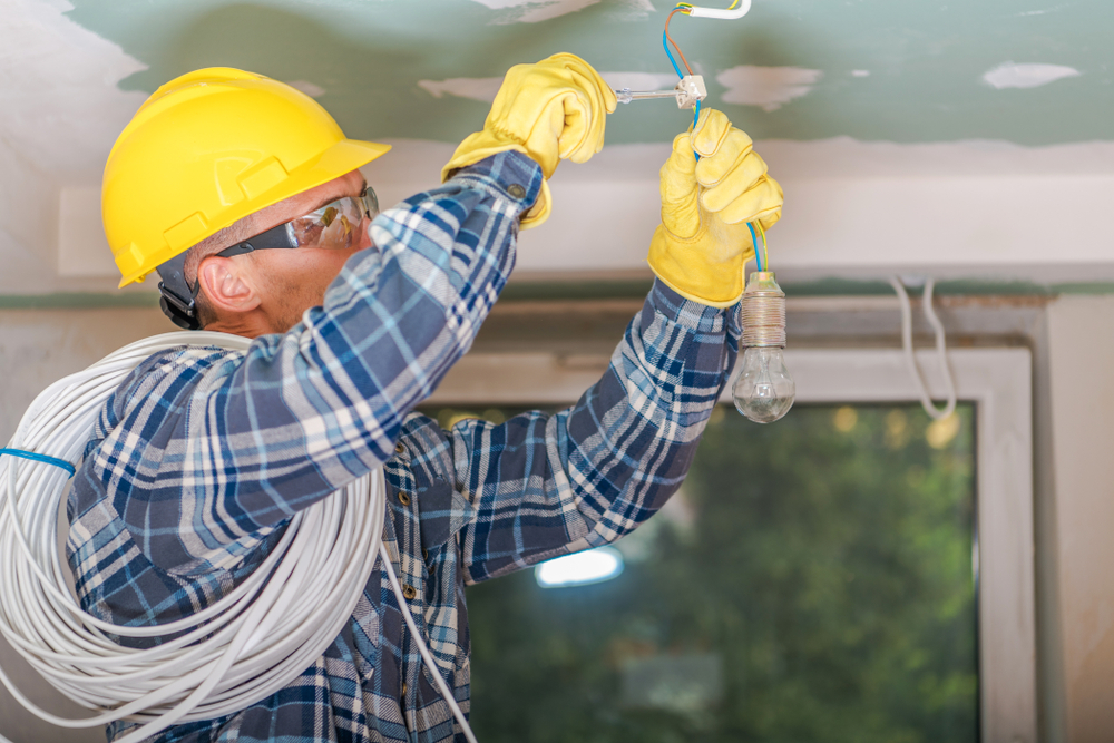 commercial electrician